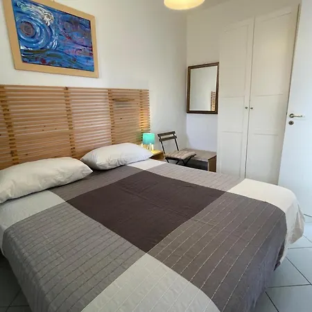 Seaside Retreat In A Tourist Village Apartment *